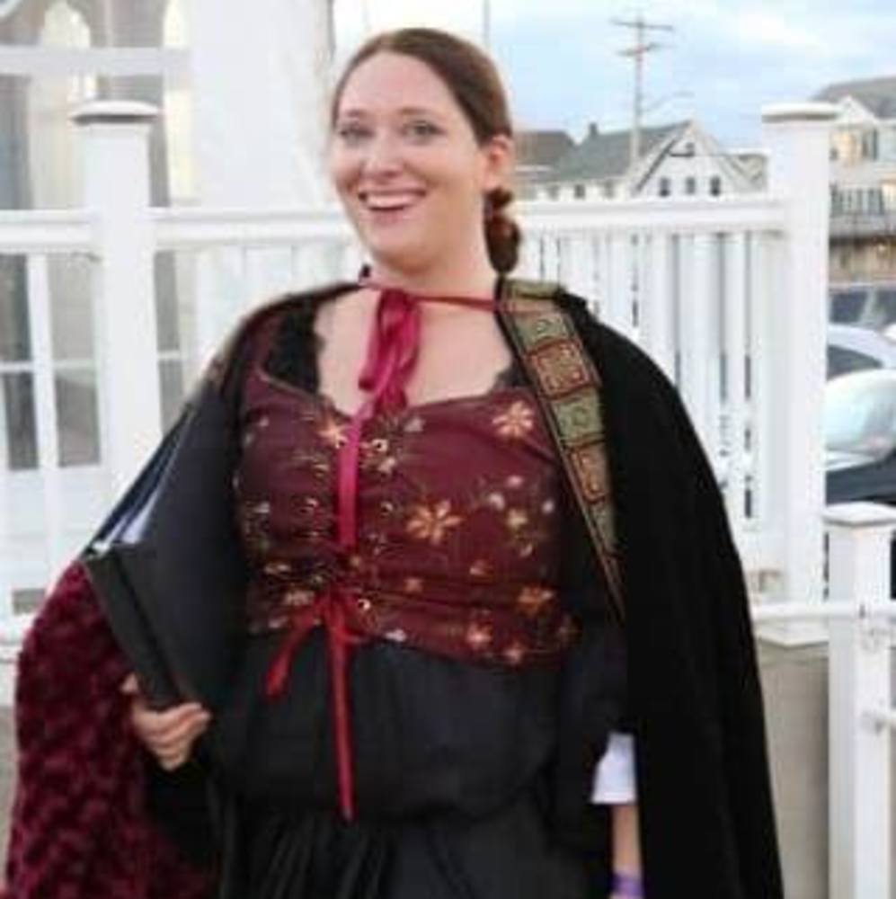 Meet your Posher, Samara